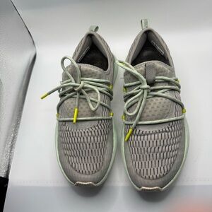 Sorel Sneakers Kinetic Impact Women's SZ 7 Gray Green * See All Photos*